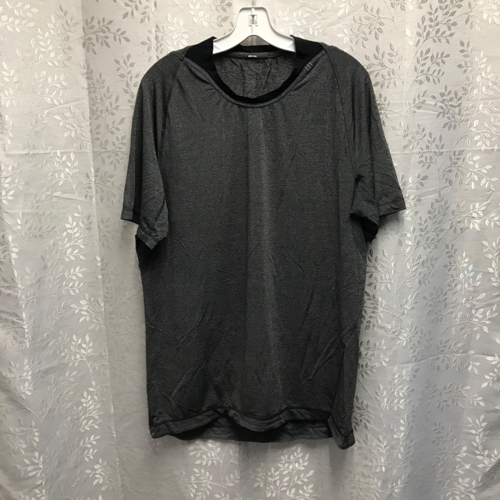 Lululemon Athletica Large Men's Tee Shirt